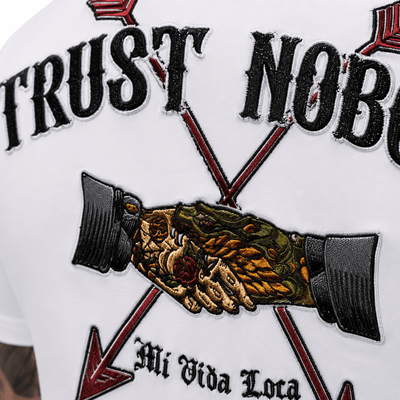 Trust nobody embroidery T-shirt white
