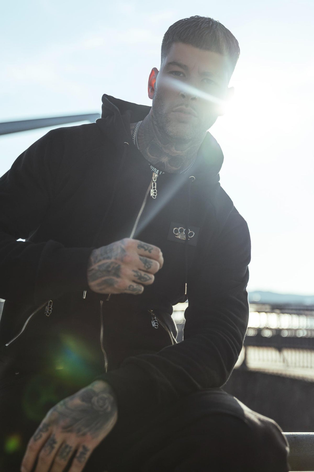 Sudadera con capucha MVL «Dark AK King»